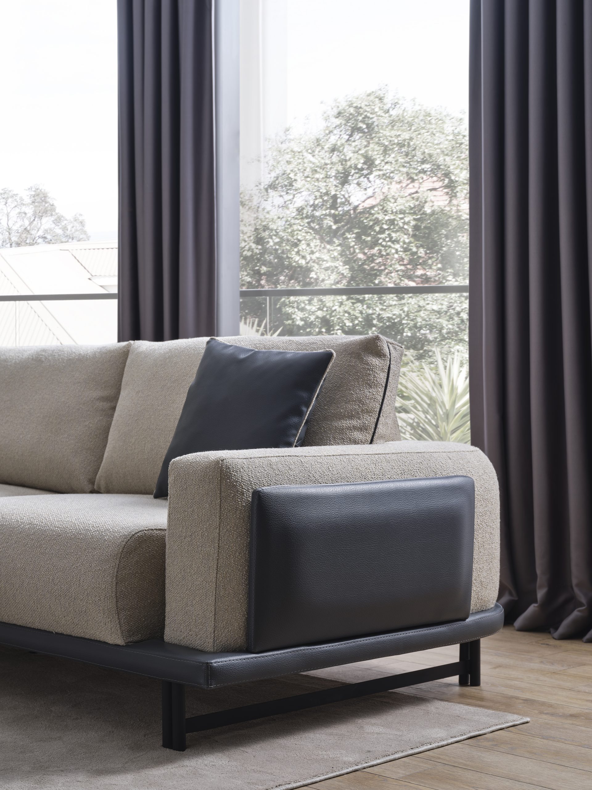 BELLEZZA KÖŞE - PUF